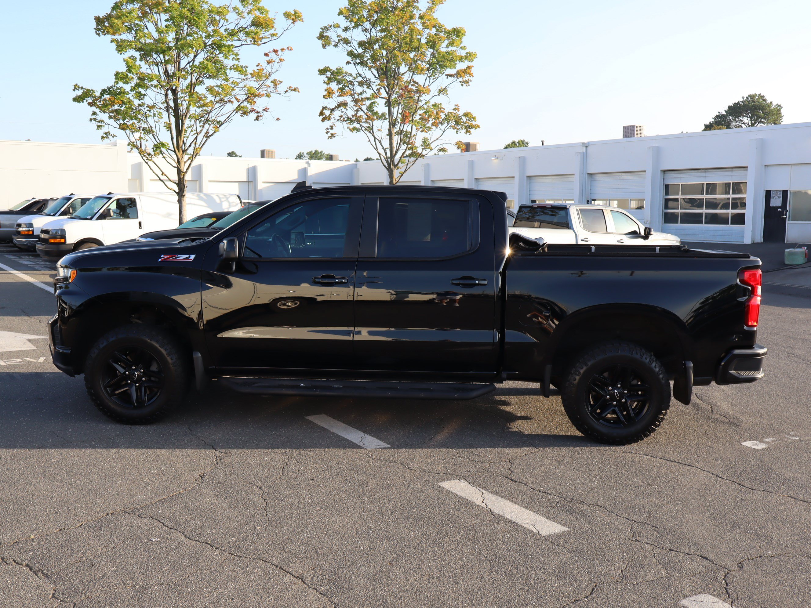 Used 2019 Chevrolet Silverado 1500 LT Trail Boss AWD/4WD image 7
