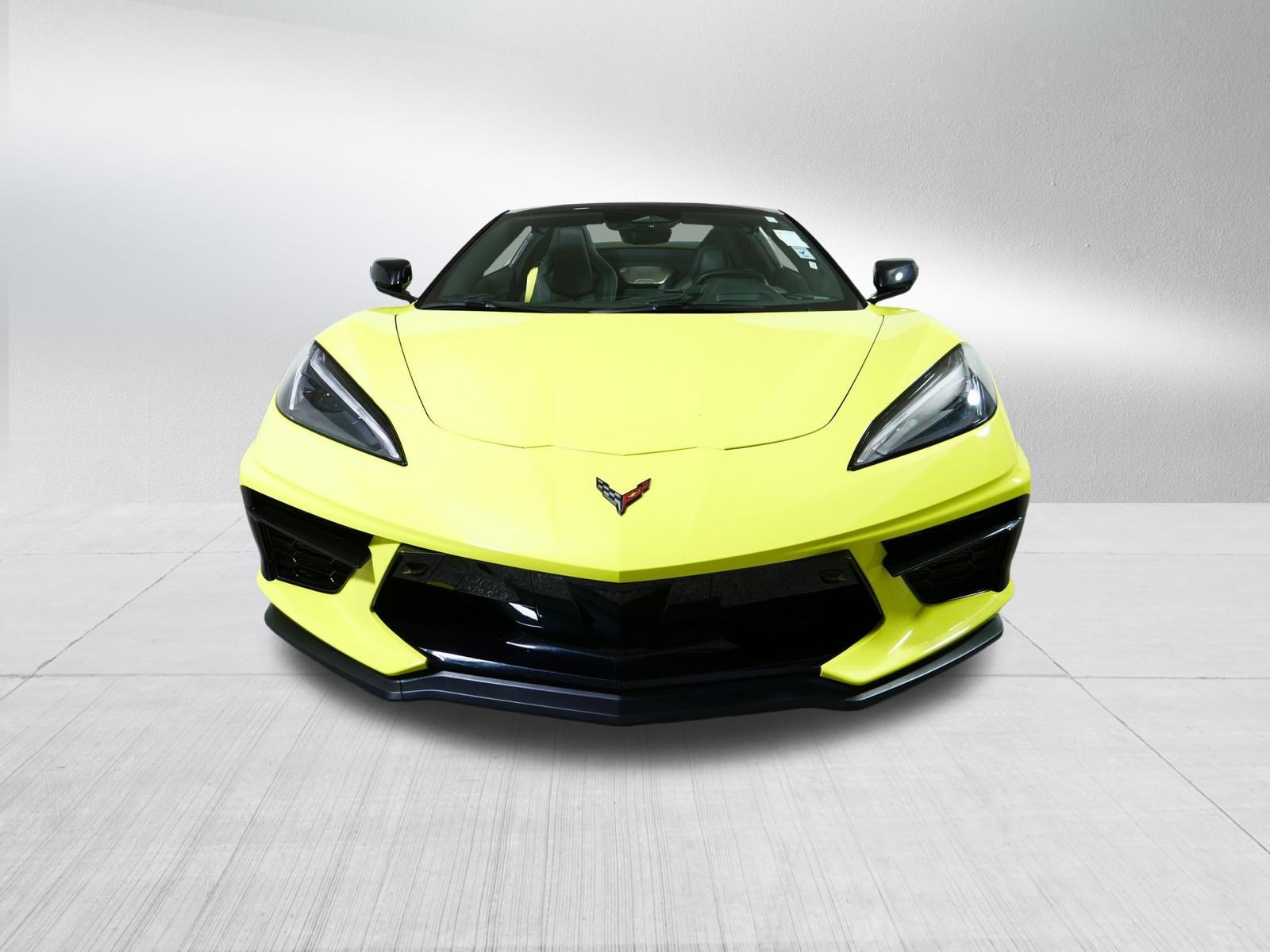 Used 2024 Chevrolet Corvette Stingray Preferred Conv w/ Z51 Performance Package RWD image 2
