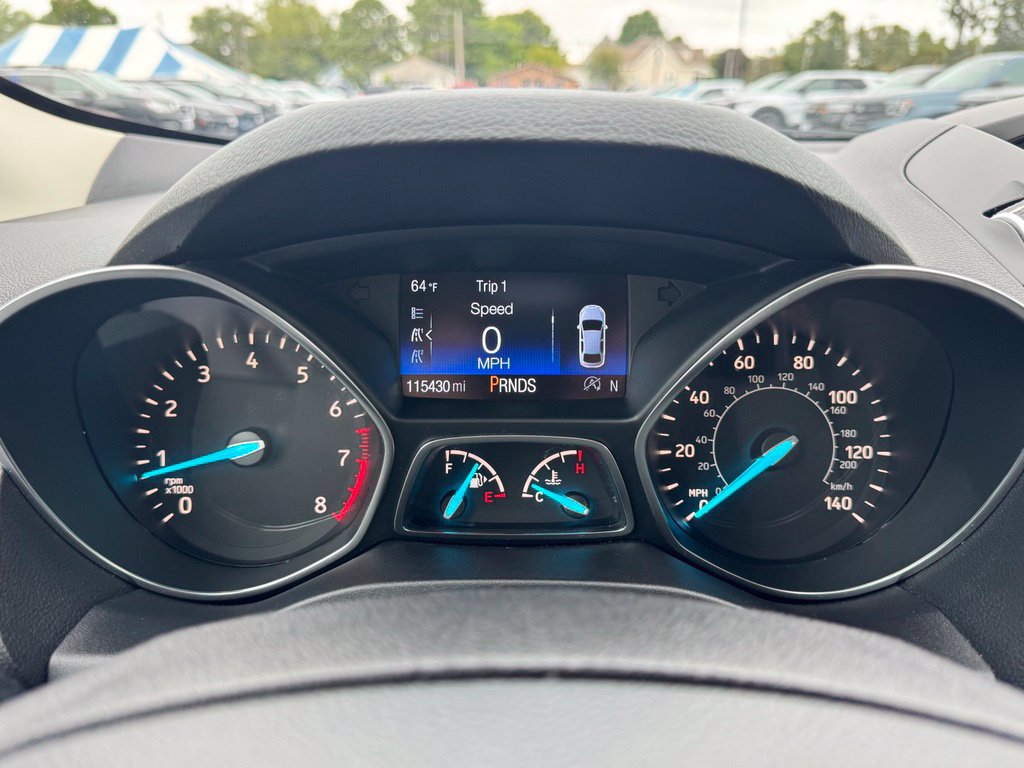 Used 2017 Ford Escape SE w/ SE Cold Weather Package FWD image 9