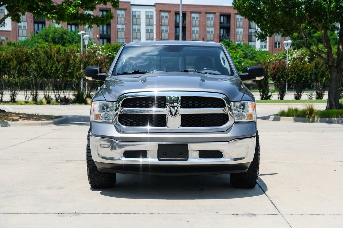 Used 2013 RAM 1500 Classic SLT w/ Luxury Group AWD/4WD image 4