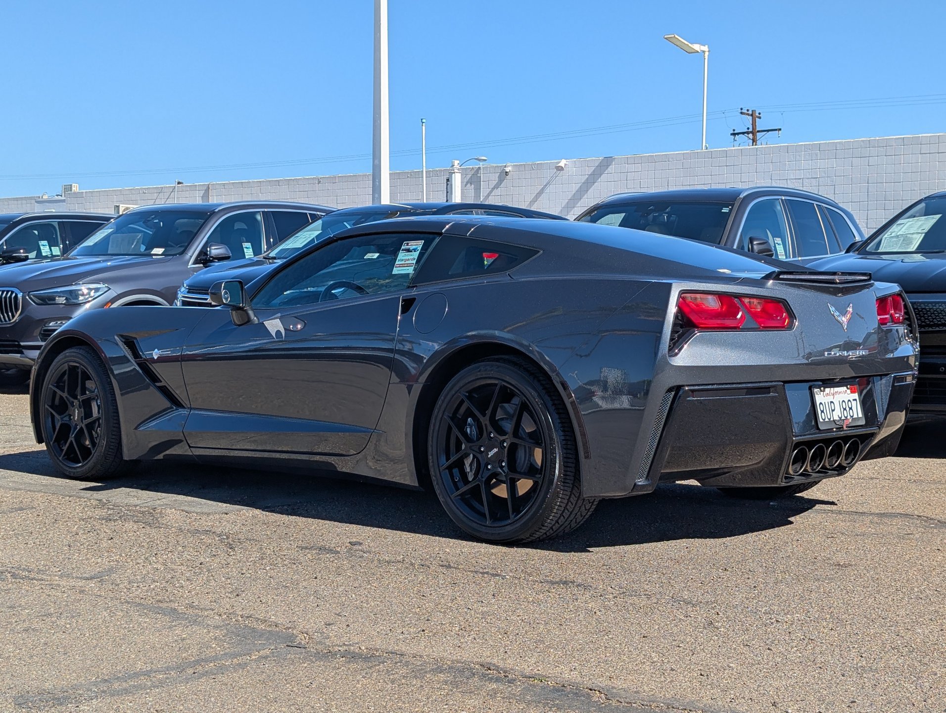 Used 2017 Chevrolet Corvette Stingray Coupe w/ 1LT RWD image 10