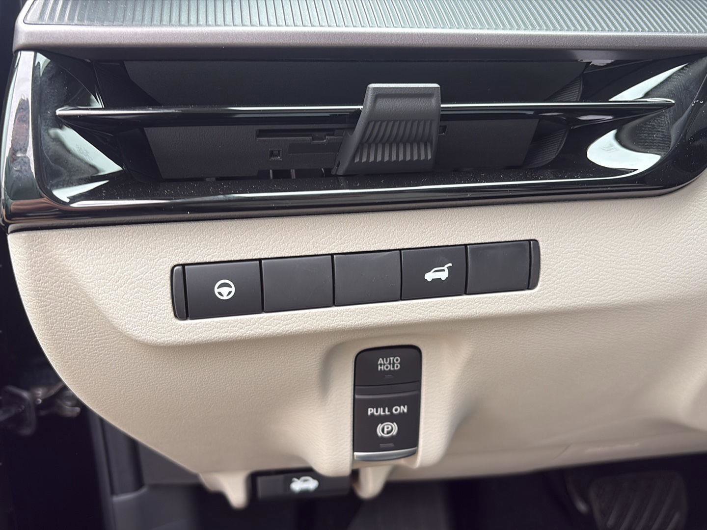 New 2026 Nissan Murano SV AWD/4WD image 14