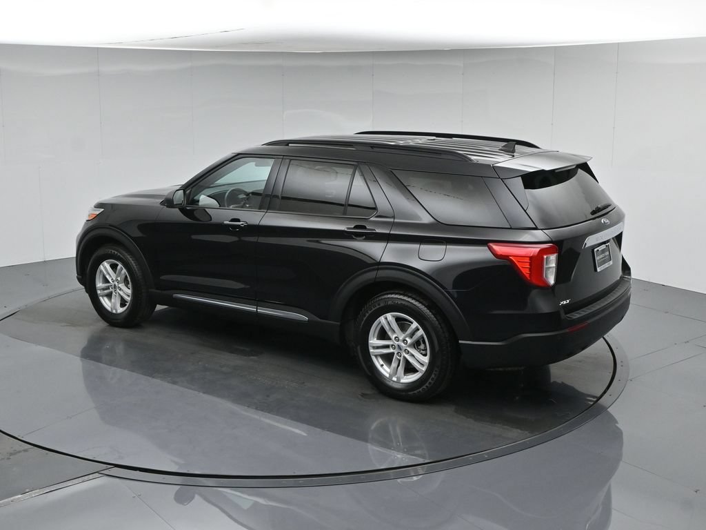 Certified 2024 Ford Explorer XLT RWD image 39