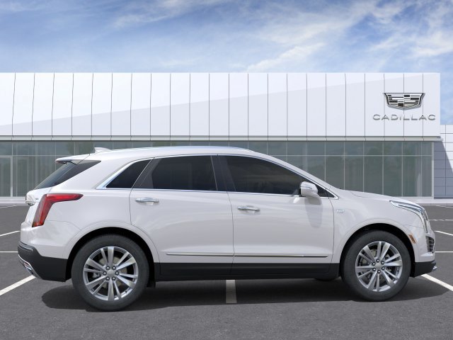 New 2026 Cadillac XT5 Premium Luxury w/ Driver Assist Package FWD image 5