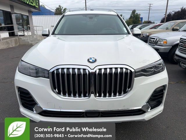 Used 2021 BMW X7 xDrive40i w/ Premium Package AWD/4WD image 2