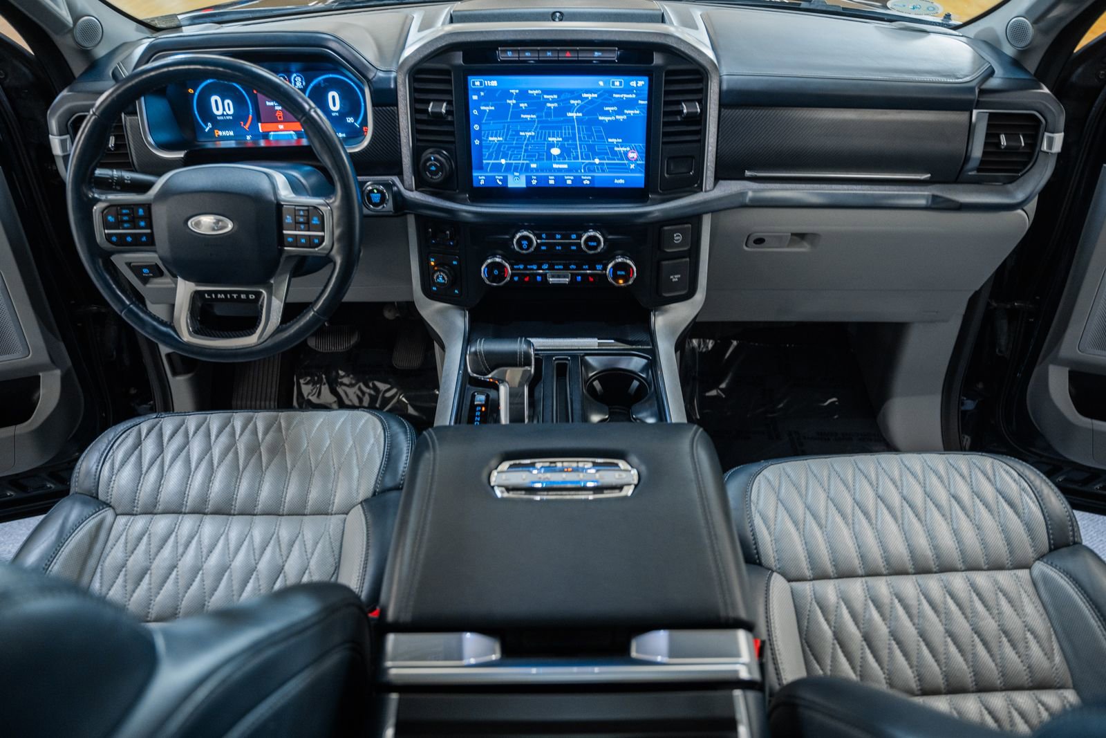 Used 2023 Ford F150 Limited image 29