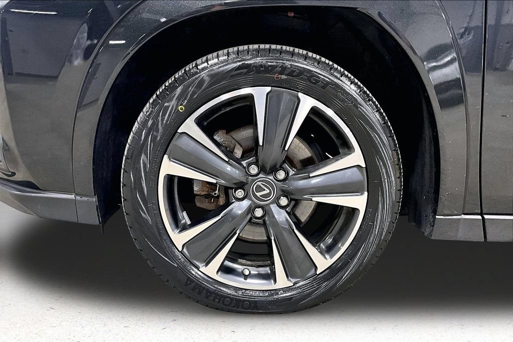 Used 2022 Lexus UX 250h w/ Premium Package AWD/4WD image 34