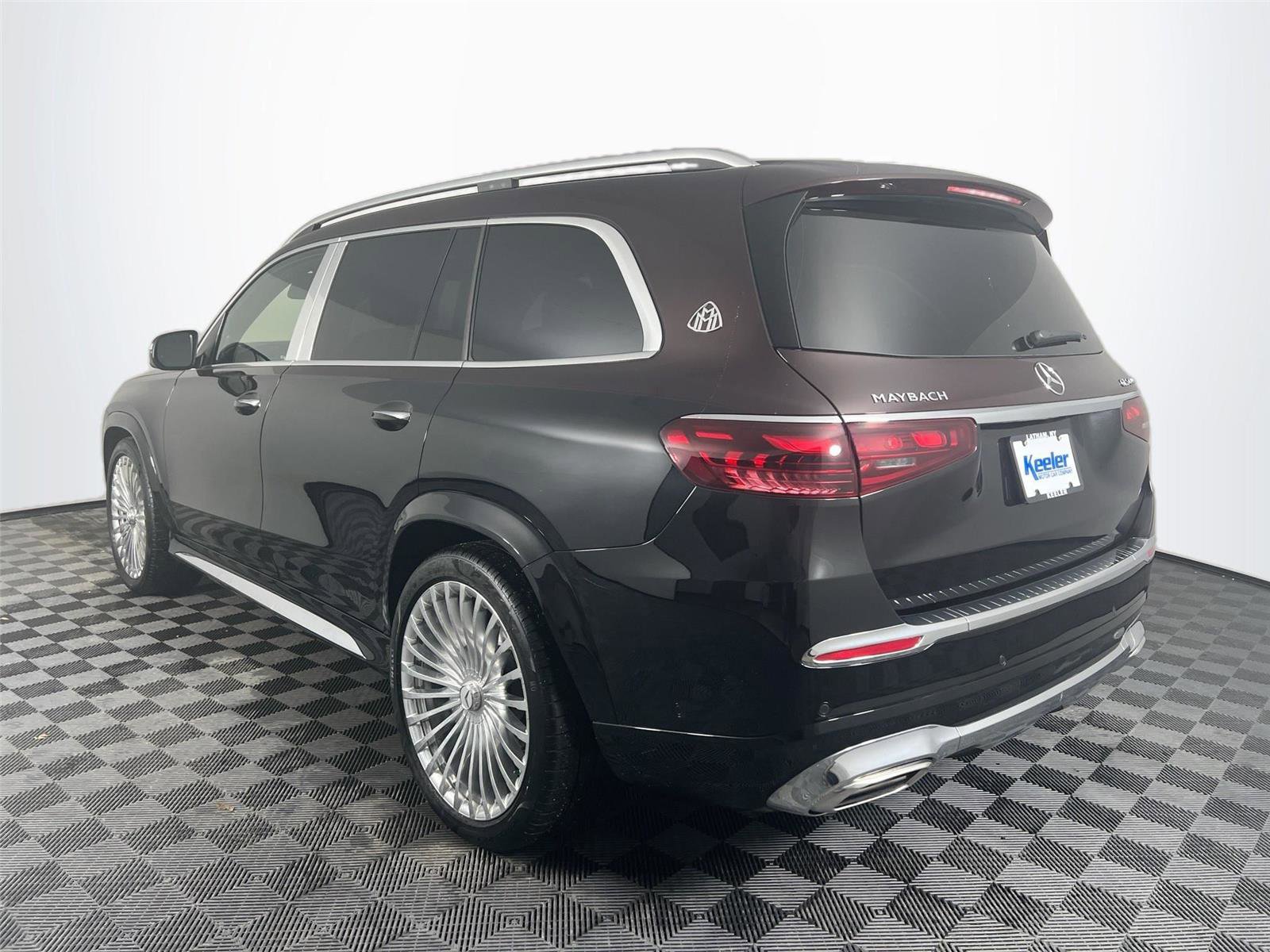 Certified 2024 Mercedes-Benz Maybach GLS 600 4MATIC image 4