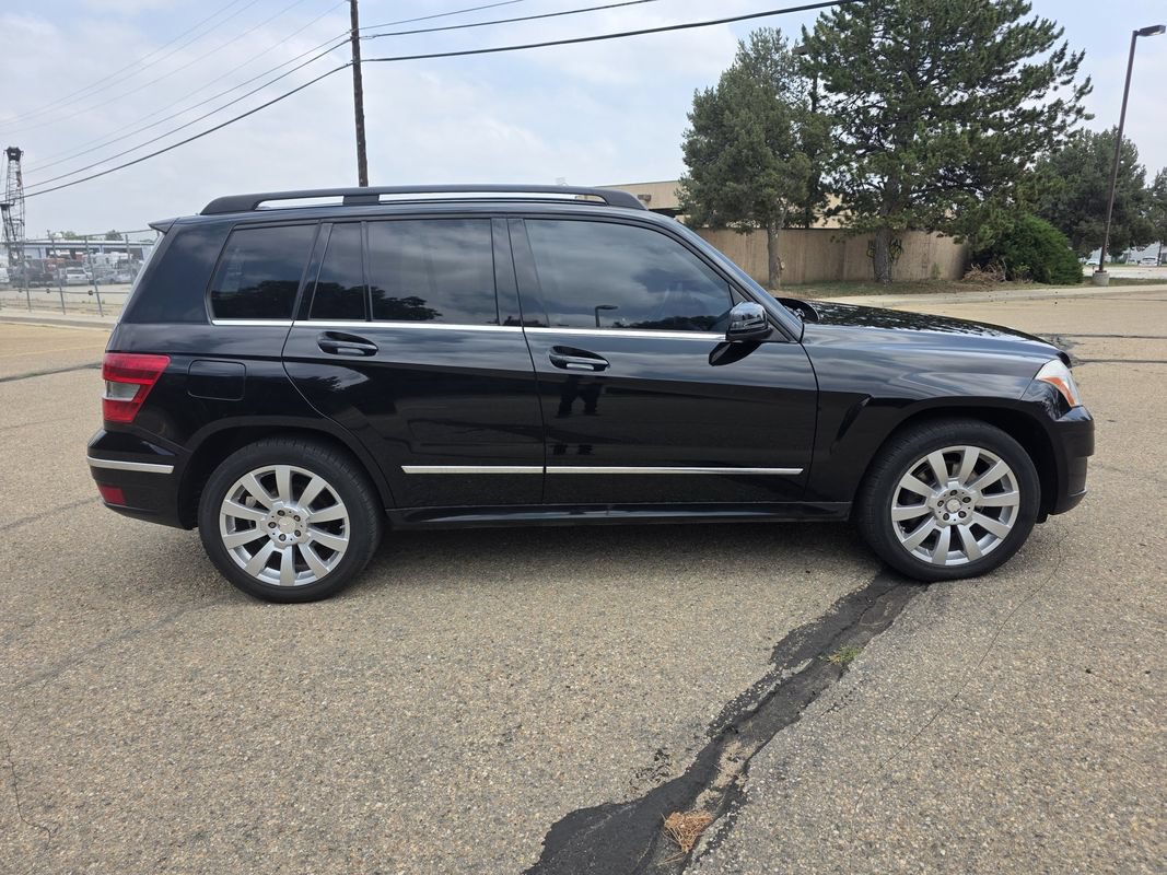 Used 2011 Mercedes-Benz GLK 350 4MATIC image 9