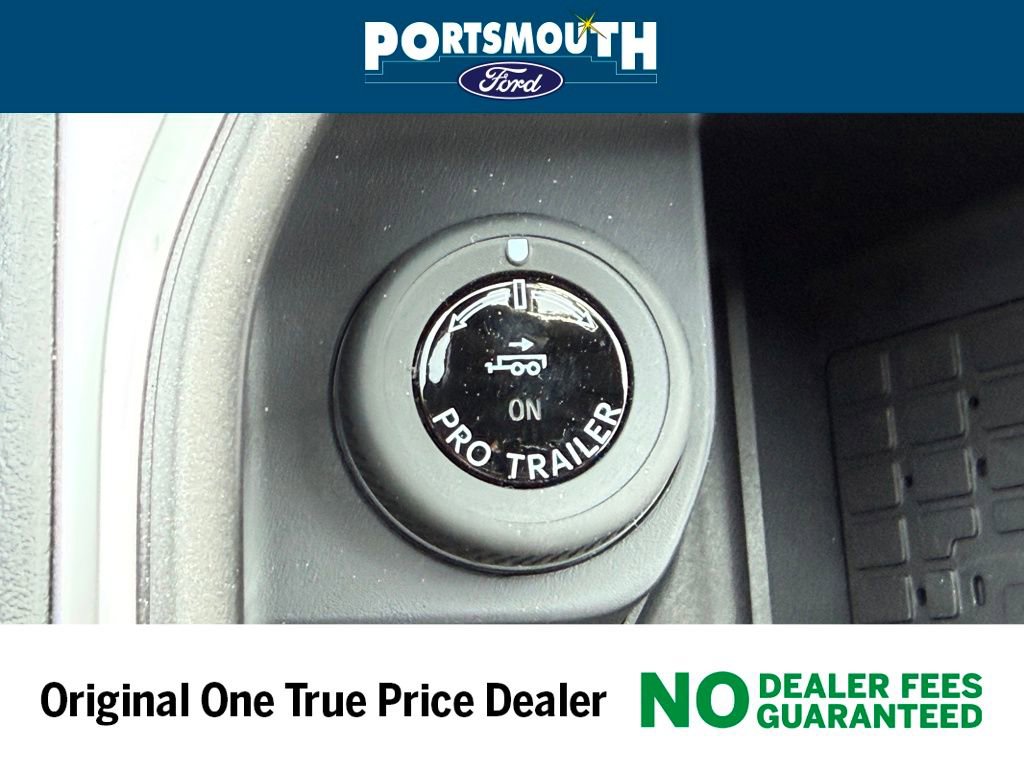 New 2025 Ford Expedition Max Platinum w/ Stealth Performance Package image 21