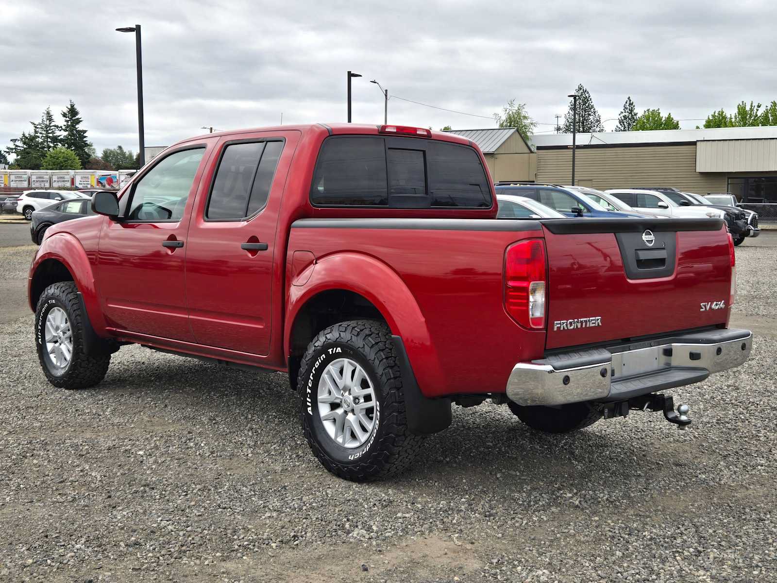 Used 2015 Nissan Frontier SV w/ SV Value Truck Package AWD/4WD image 5