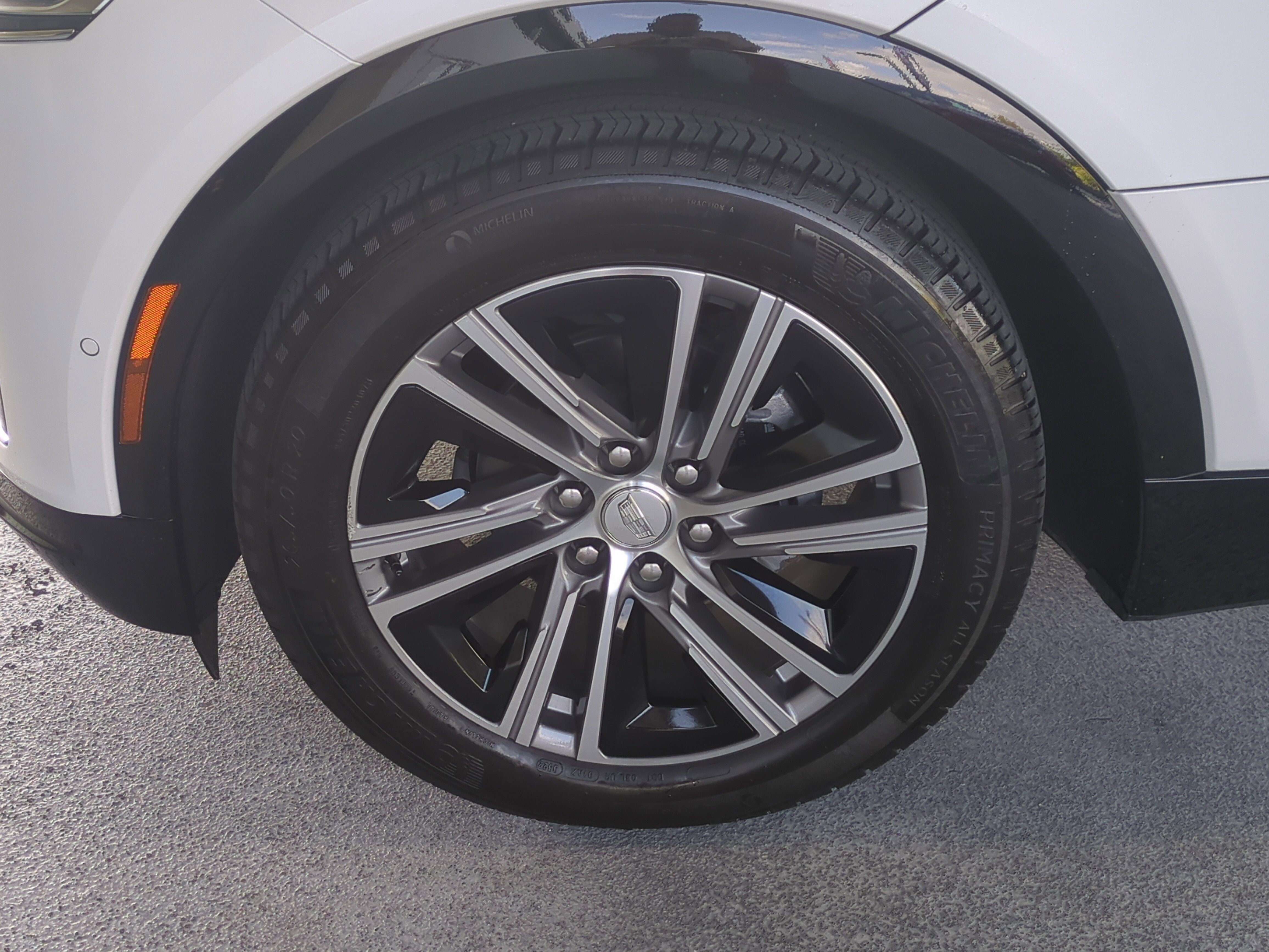 Used 2024 Cadillac Lyriq Luxury image 11