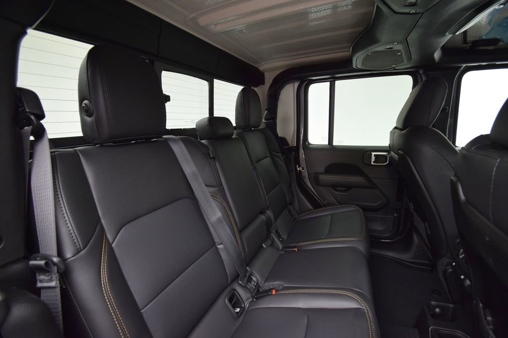 New 2026 Jeep Gladiator Sport image 16