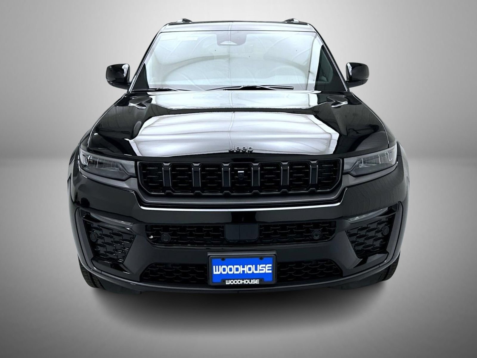 New 2027 Jeep Grand Cherokee Limited AWD/4WD image 2