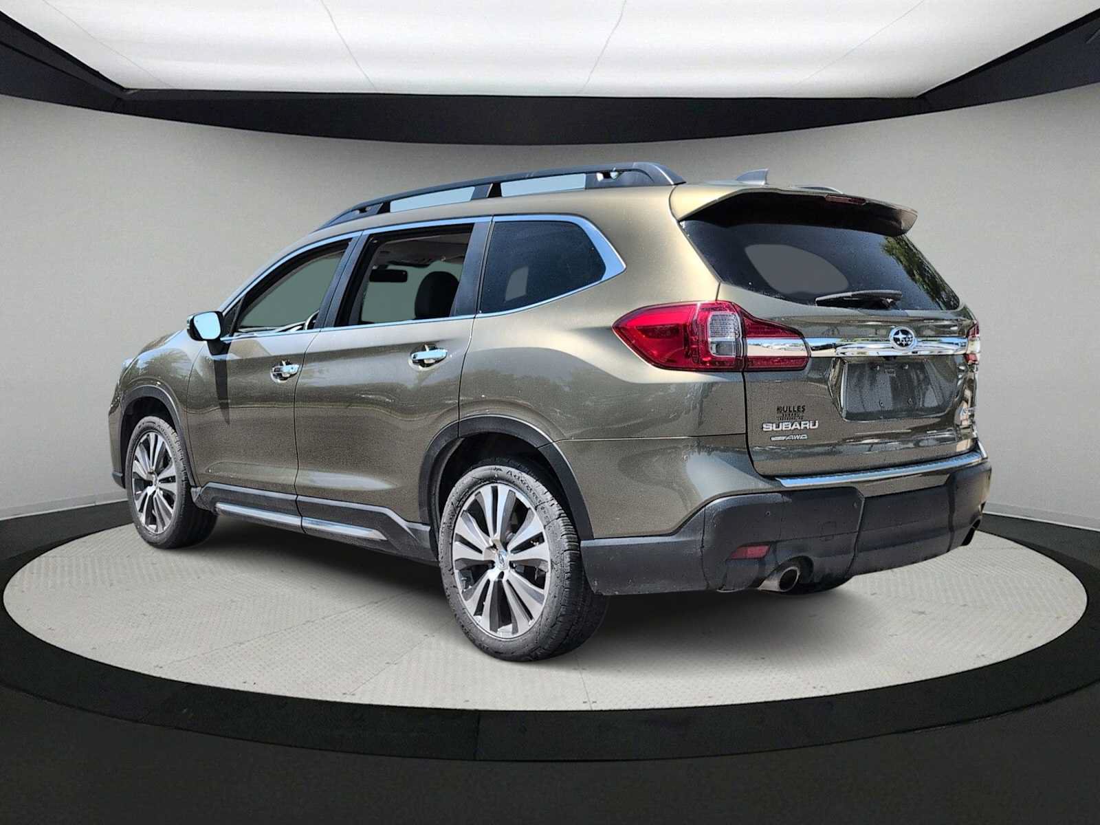 Certified 2022 Subaru Ascent Touring AWD/4WD image 6