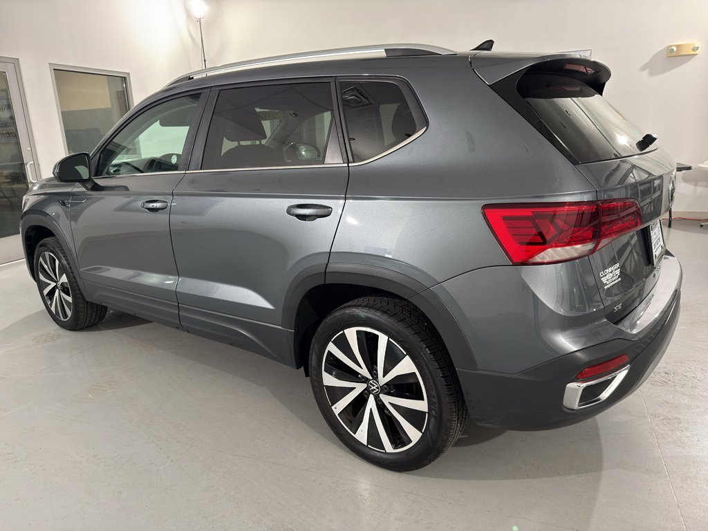 Used 2024 Volkswagen Taos SE image 8