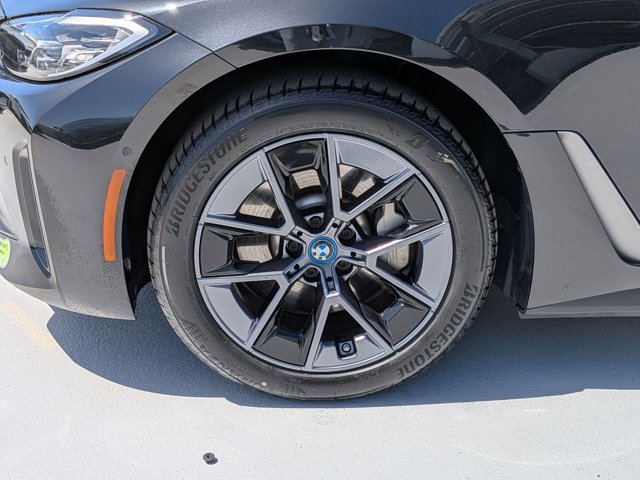 Used 2023 BMW i4 eDrive35 w/ Premium Package image 25