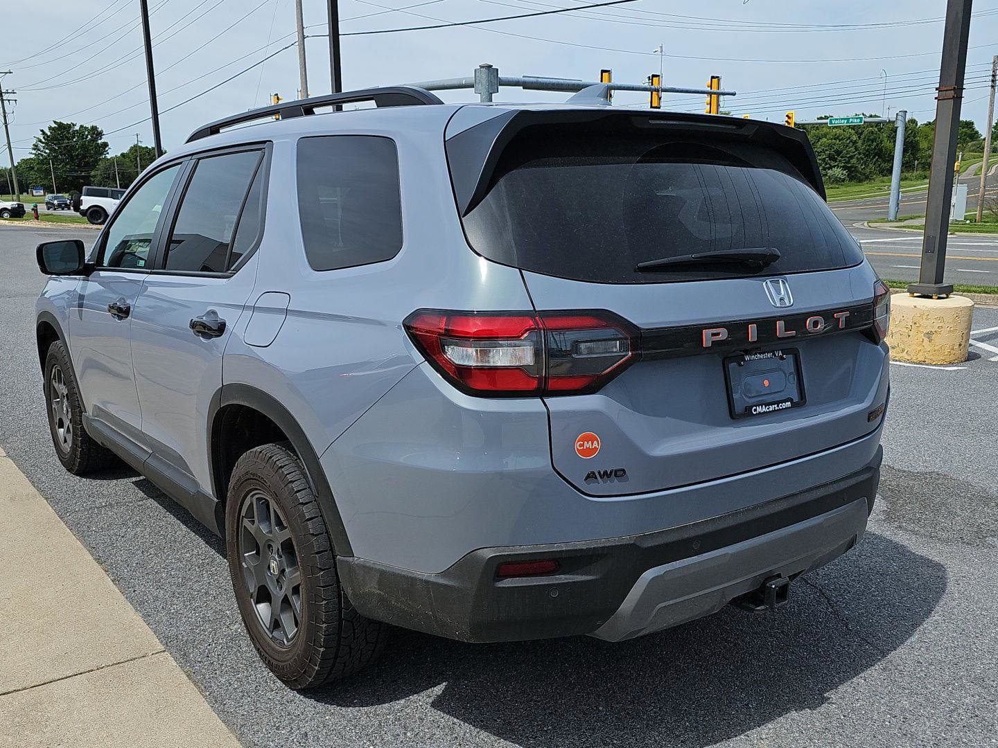 Used 2026 Honda Pilot TrailSport image 4