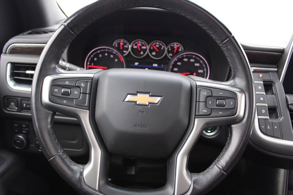 Used 2021 Chevrolet Suburban LT image 32