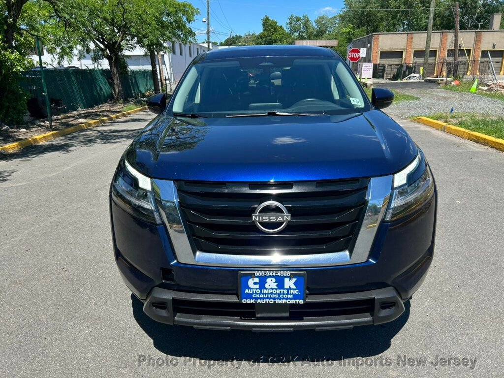 Used 2022 Nissan Pathfinder S AWD/4WD image 4