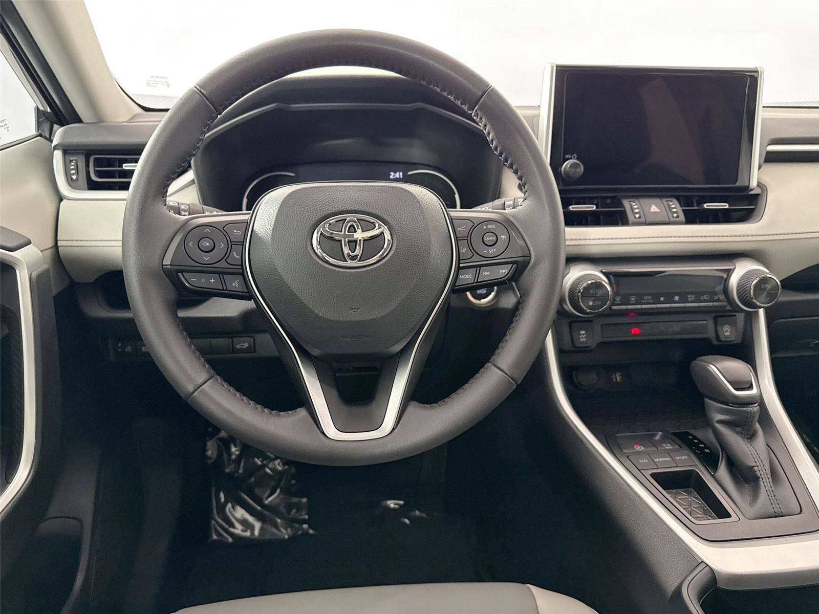 Certified 2025 Toyota RAV4 XLE Premium FWD image 29