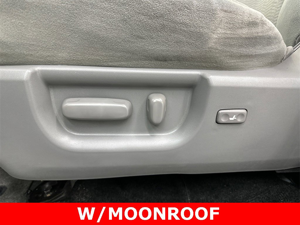 Used 2017 Toyota Sequoia SR5 image 10