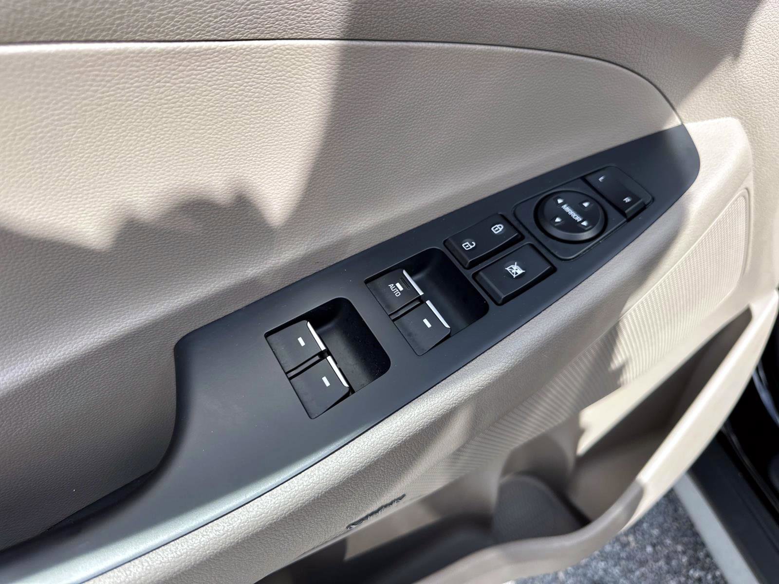 Used 2020 Hyundai Tucson Limited image 18