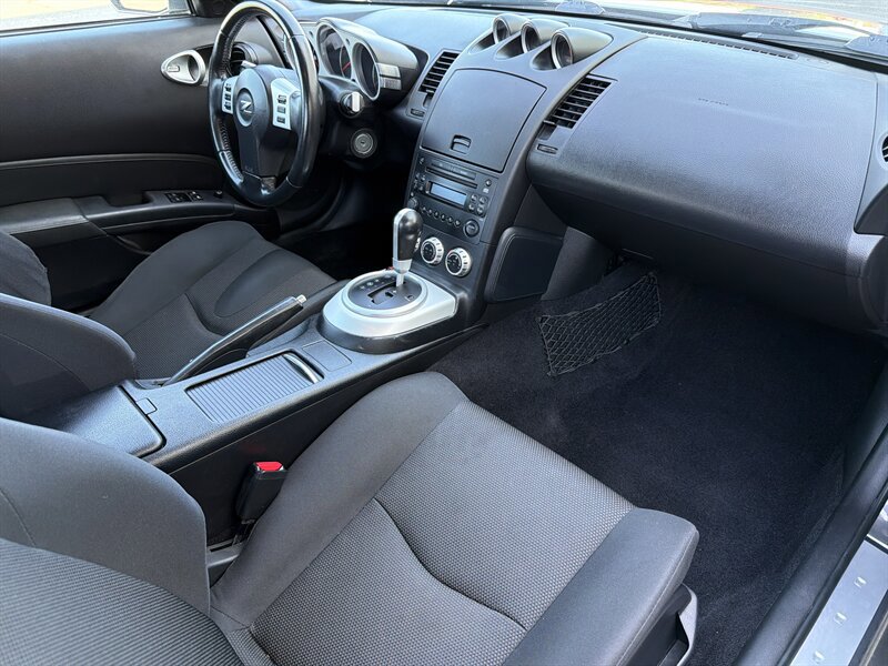 Used 2008 Nissan 350Z Enthusiast w/ Cargo Convenience Pkg RWD image 17