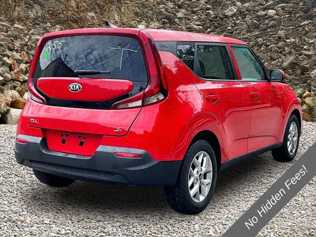 Used 2021 Kia Soul S FWD image 2