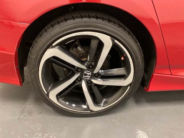 Used 2018 Honda Accord Sport image 32
