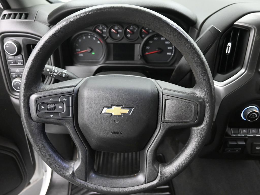 Used 2025 Chevrolet Silverado 1500 Custom AWD/4WD image 13