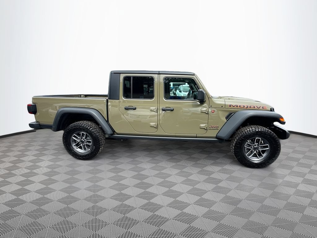 Used 2025 Jeep Gladiator Mojave w/ Safety Group AWD/4WD image 9