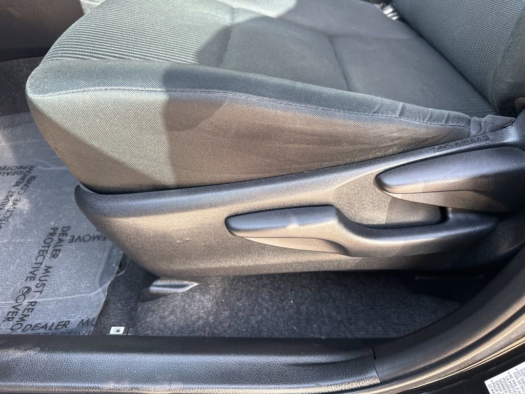 Used 2015 Toyota RAV4 LE image 13