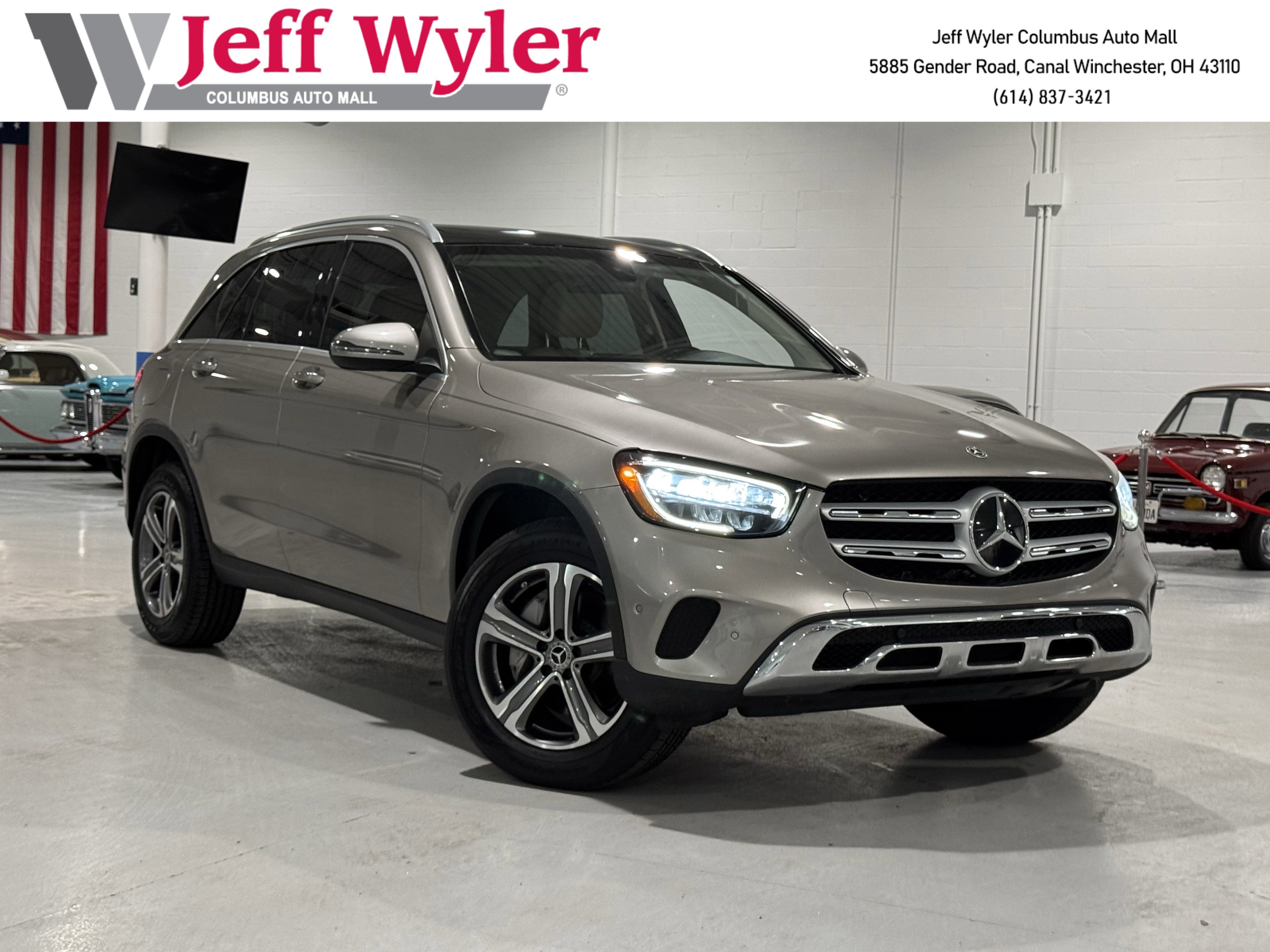 Used 2021 Mercedes-Benz GLC 300 4MATIC w/ Premium Package image 1