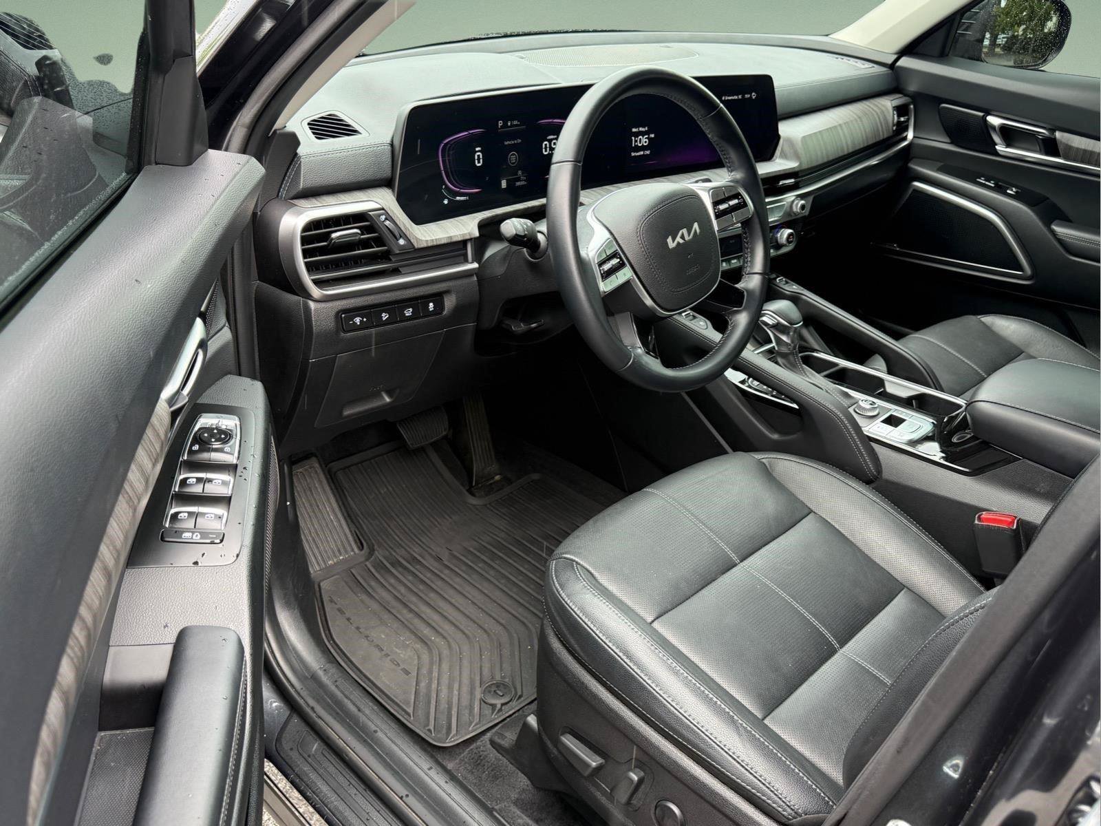 Used 2024 Kia Telluride EX FWD image 9