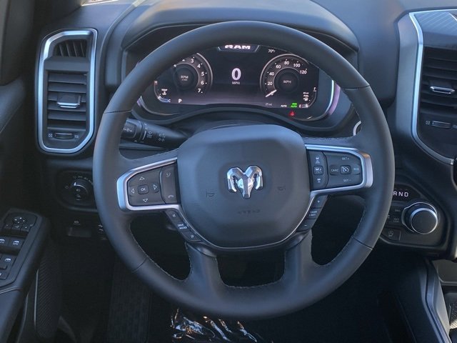New 2026 RAM 1500 4x4 Crew Cab image 36