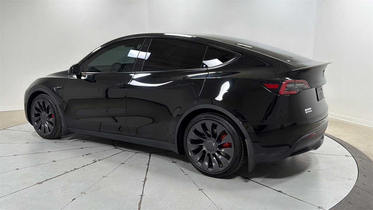 Used 2022 Tesla Model Y Performance image 7