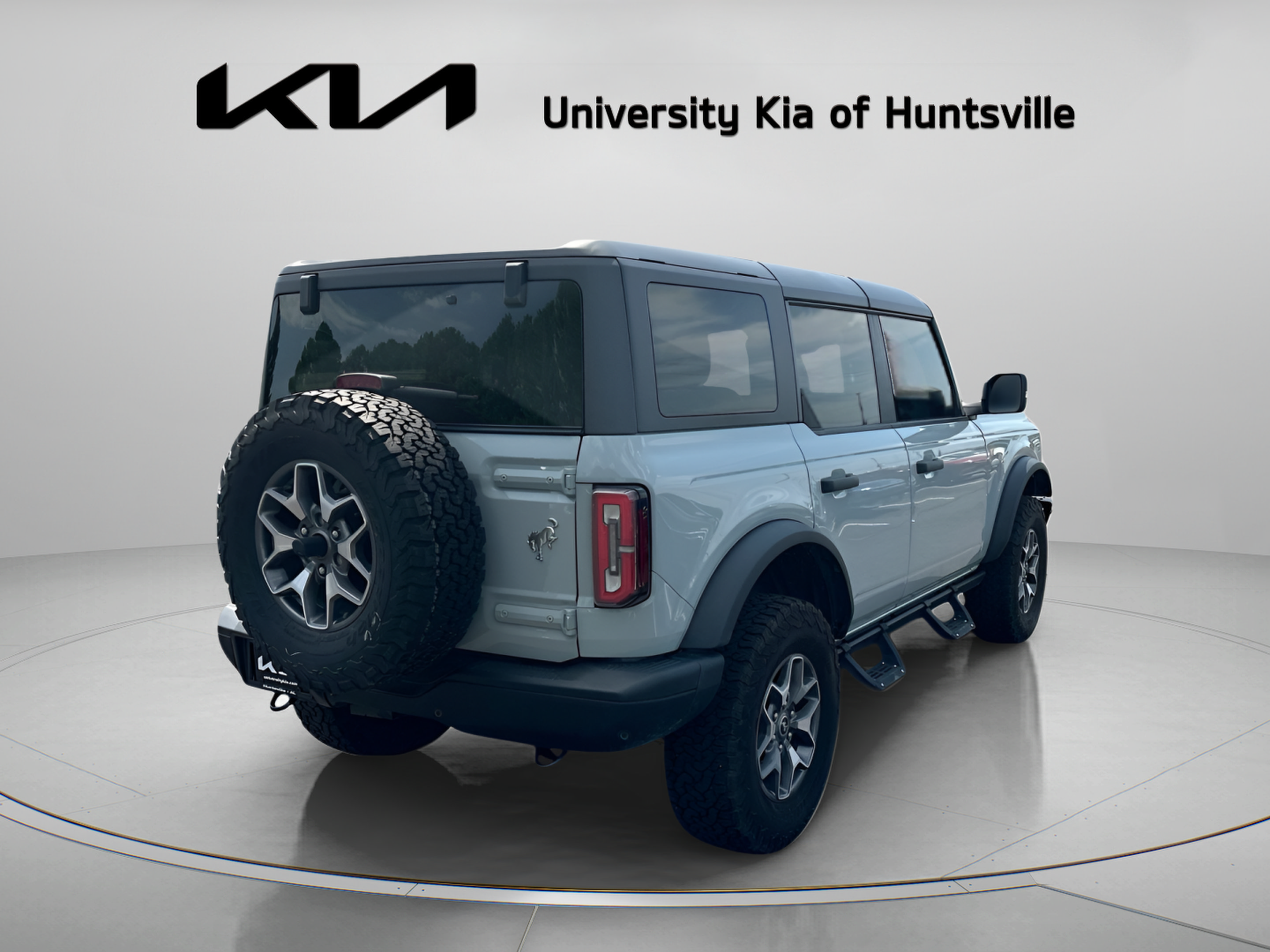 Used 2024 Ford Bronco Badlands AWD/4WD image 8