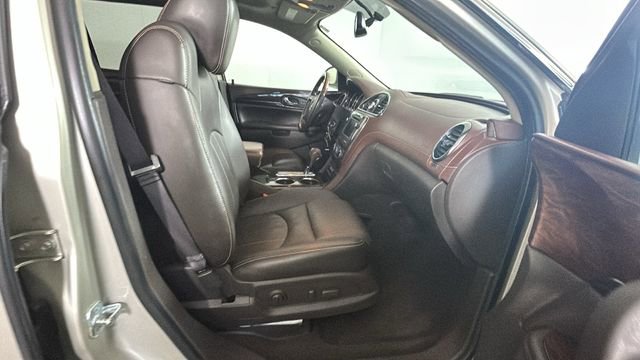 Used 2013 Buick Enclave Premium FWD image 29