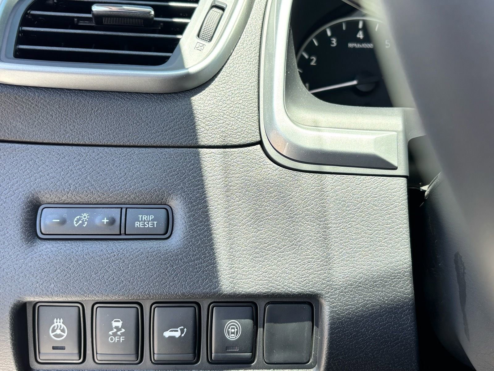 Used 2024 Nissan Murano Platinum w/ Cargo Package FWD image 28