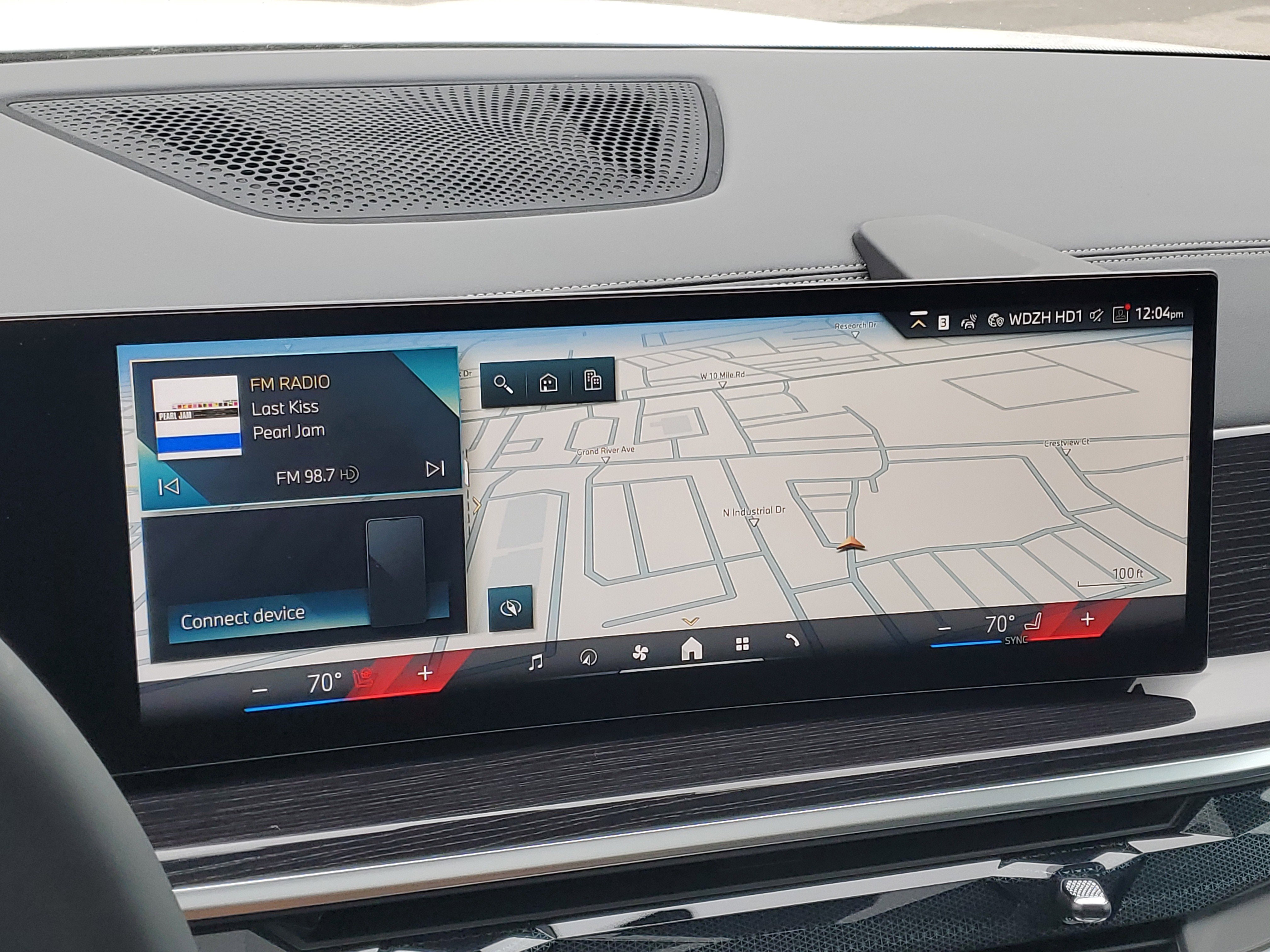 New 2026 BMW X5 xDrive50e image 17