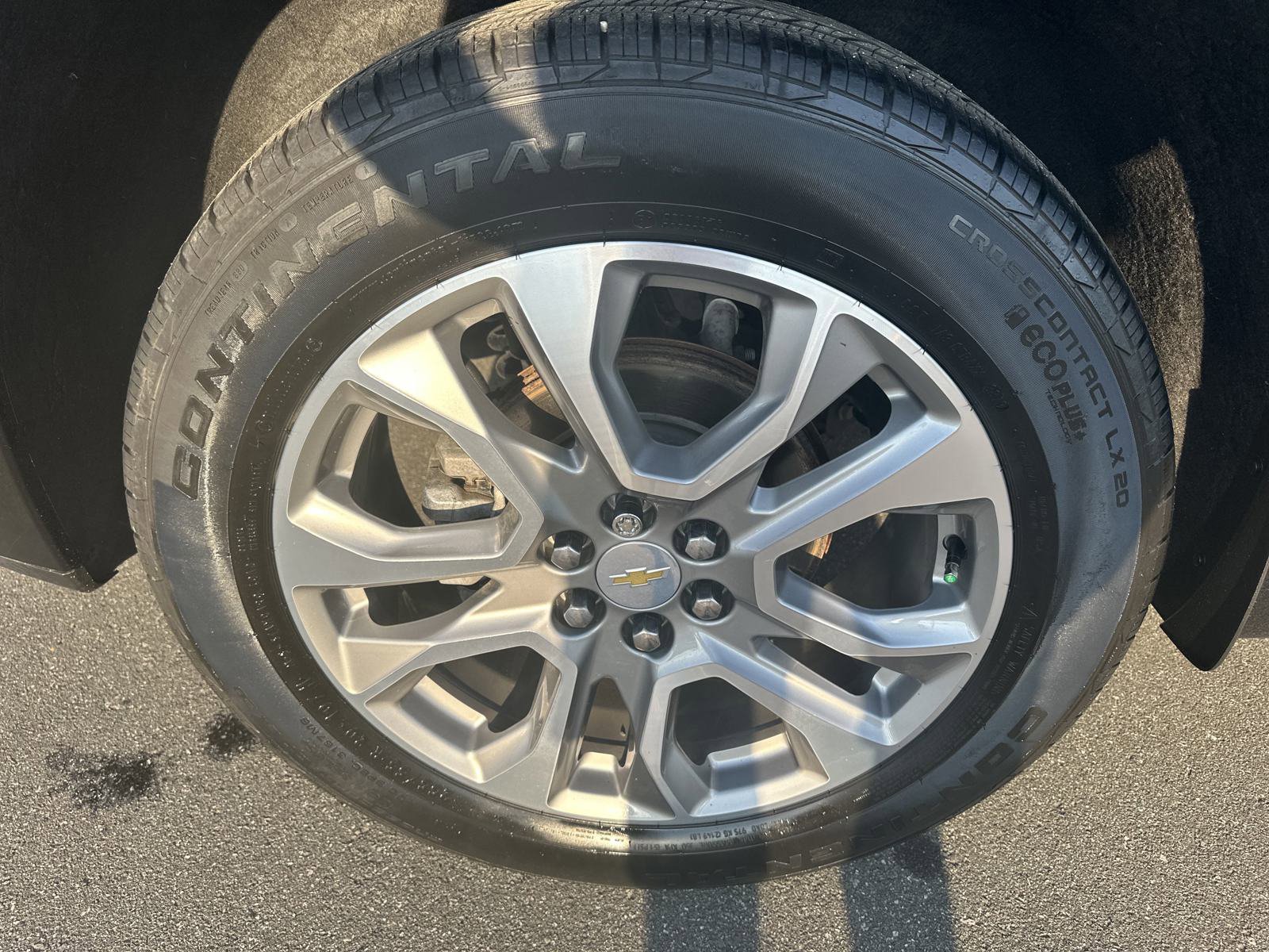 Used 2020 Chevrolet Traverse Premier w/ LPO, Floor Liner Package image 36