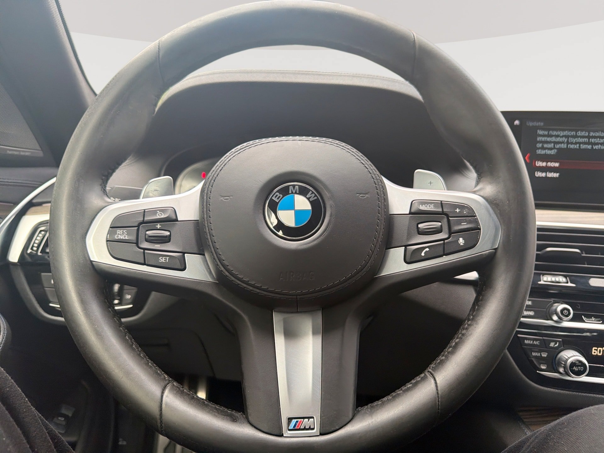 Used 2018 BMW 540i RWD image 11
