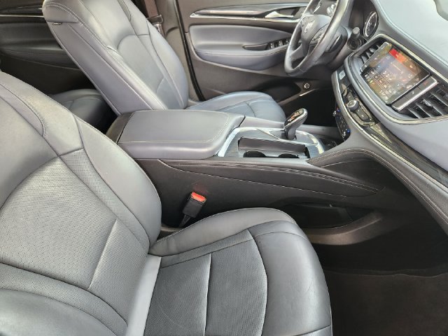 Used 2021 Buick Enclave Essence w/ Sport Touring Edition FWD image 13