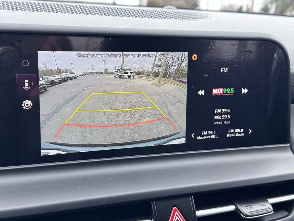 Used 2024 Kia Seltos EX image 11