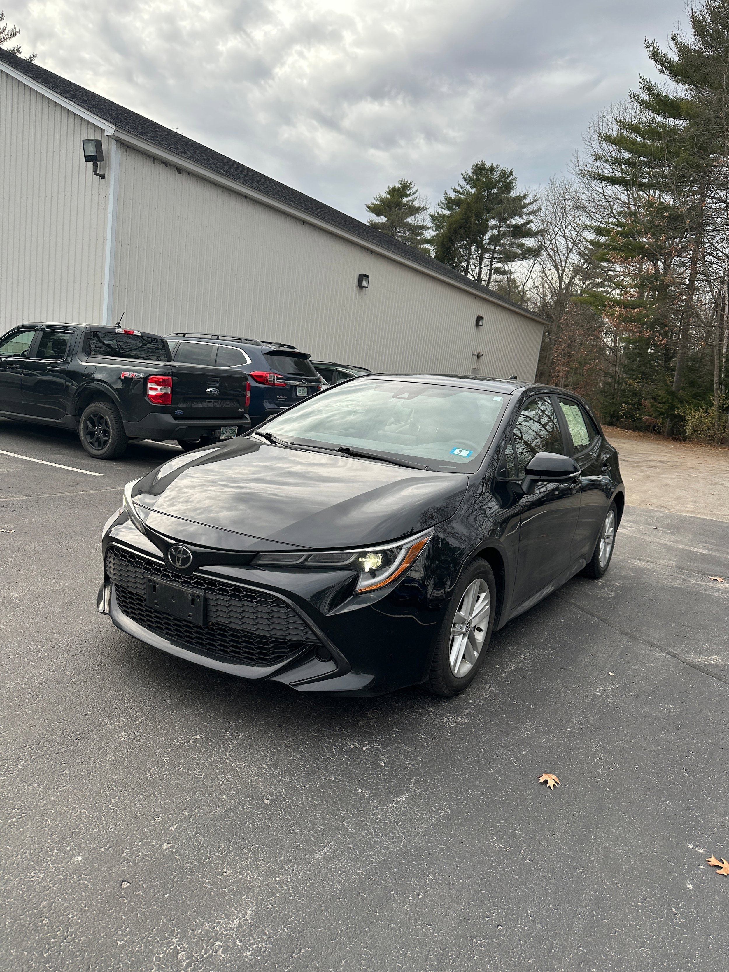 Used 2022 Toyota Corolla SE FWD image 1