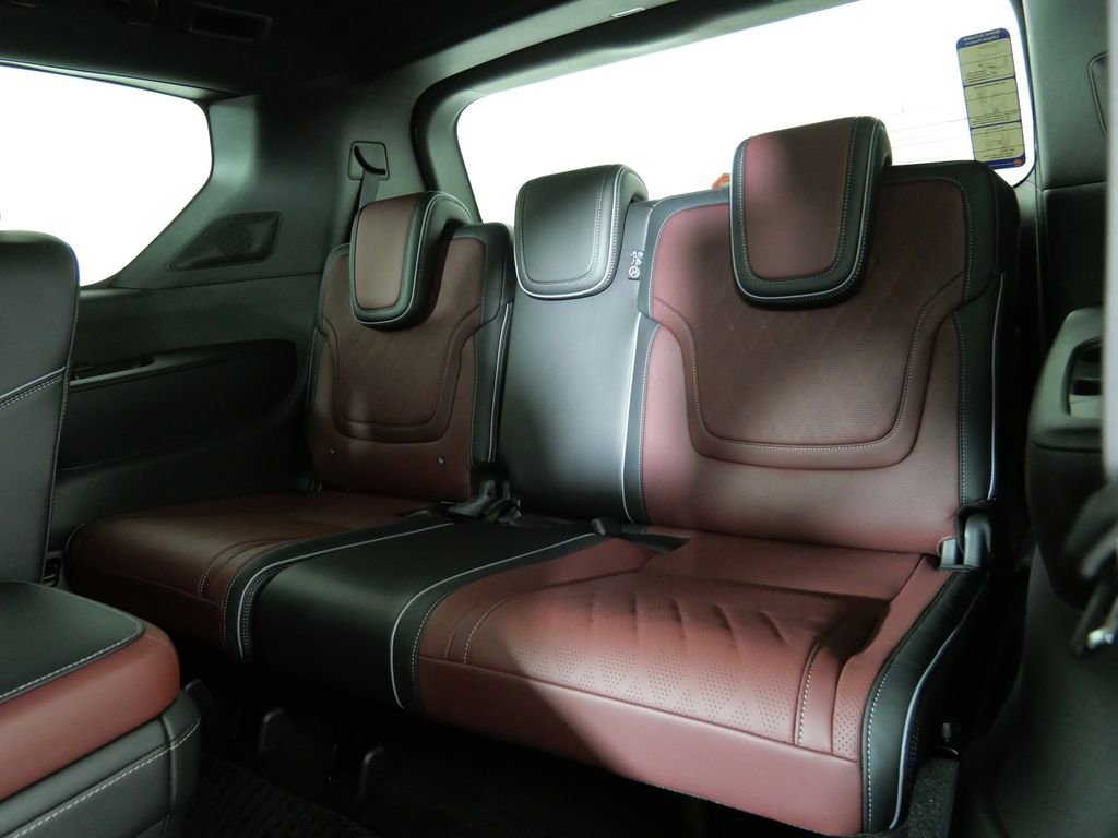 New 2026 INFINITI QX80 Autograph AWD/4WD image 18