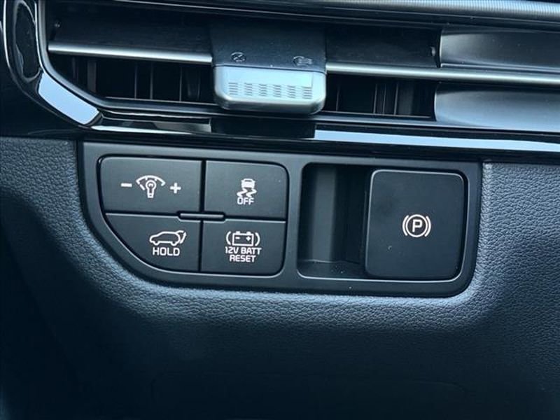 New 2026 Kia Sportage EX image 19
