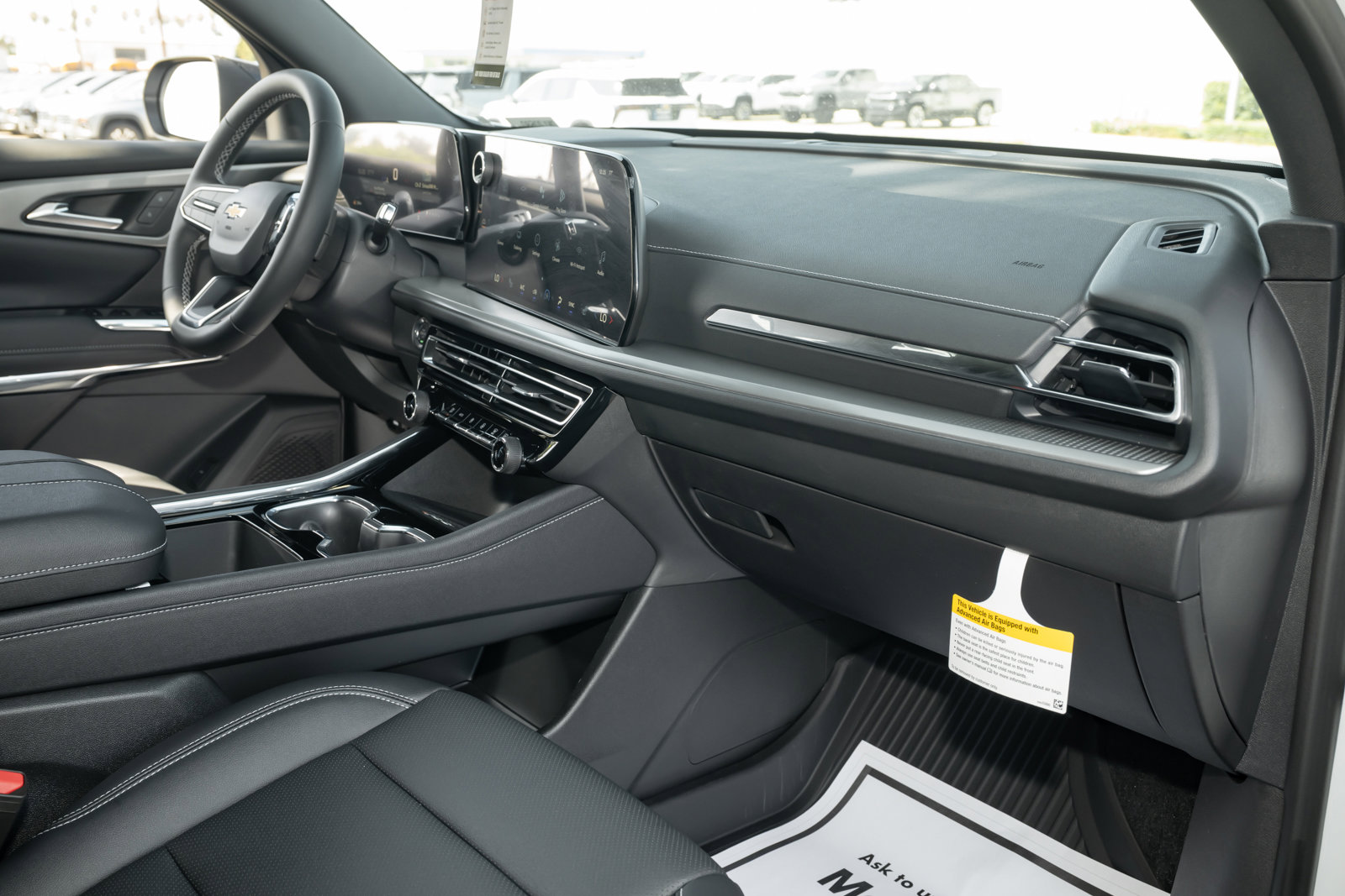 New 2026 Chevrolet Traverse LT w/ Driver Confidence Package image 39