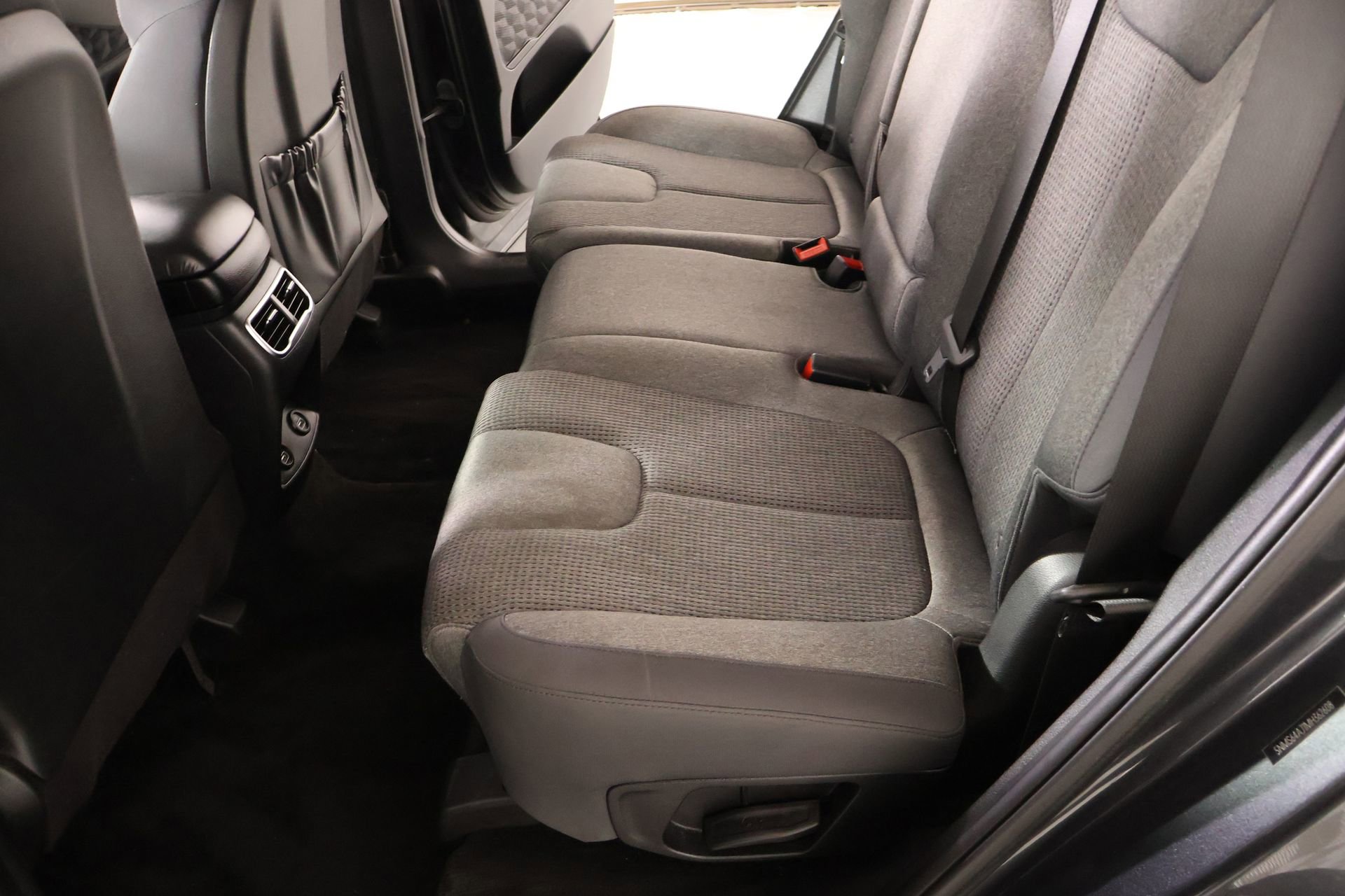 Used 2021 Hyundai Santa Fe SEL w/ Convenience Package image 12